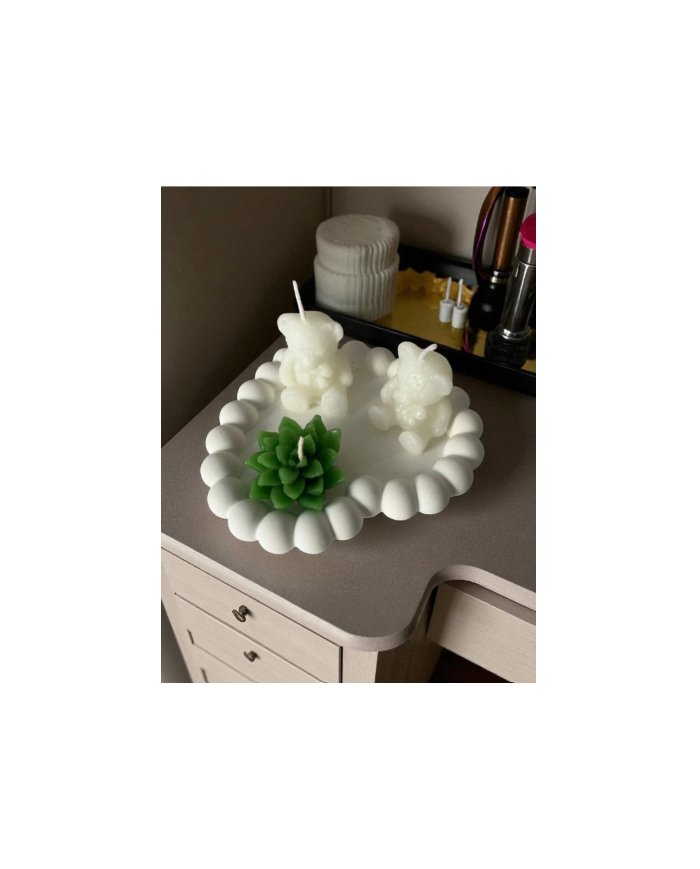 Kalp Beton Tabak 2 Adet Ayıcık Mum 1 Adet Çiçek Mum 3'lü Set